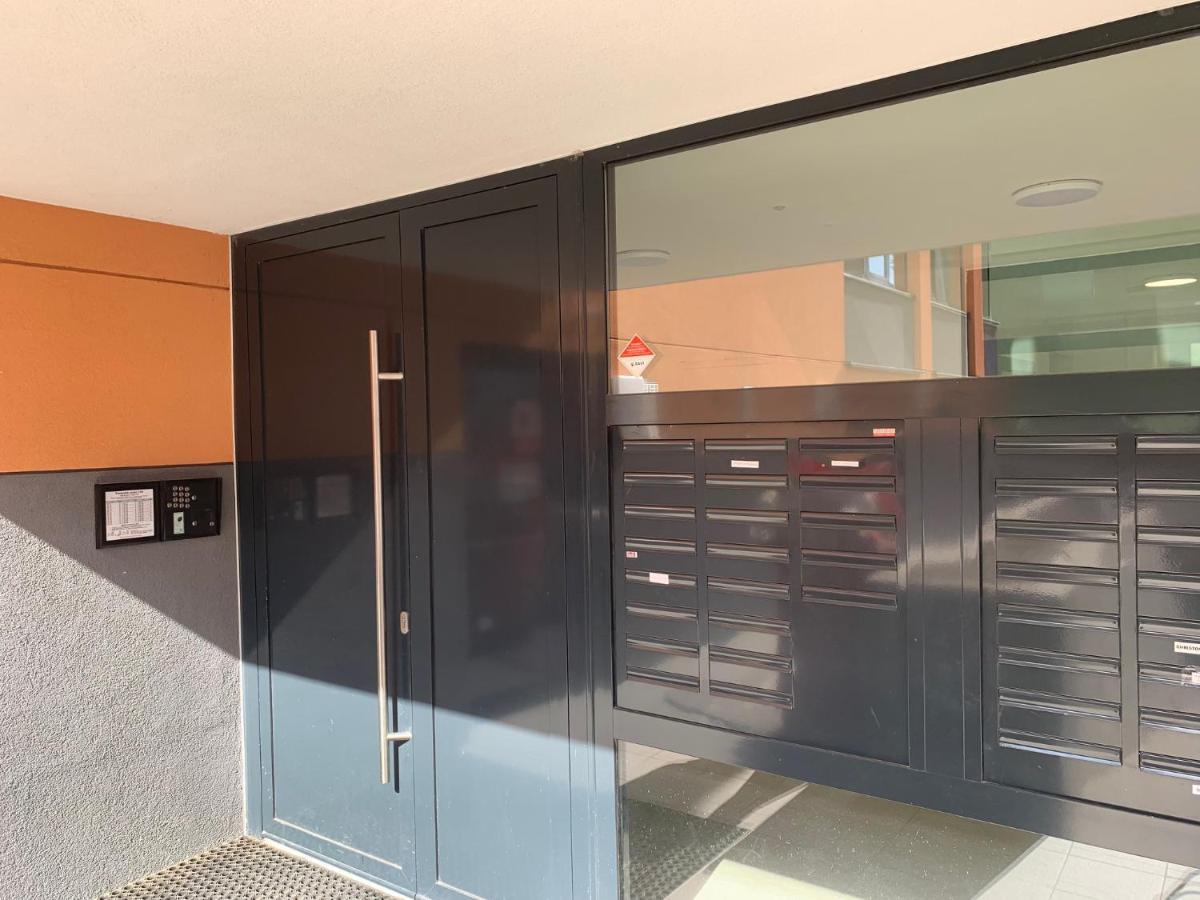 Air-Conditioned, 2 Room Apartment With Terrace Bratislava Dış mekan fotoğraf